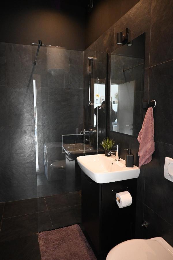 Rooster Apartments Belgrado Exterior foto